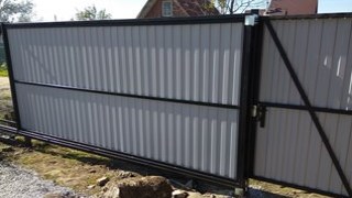 Купить сваи для ворот в Усть-Кут. Заказать ворота на сваях под ключ от 21515 руб