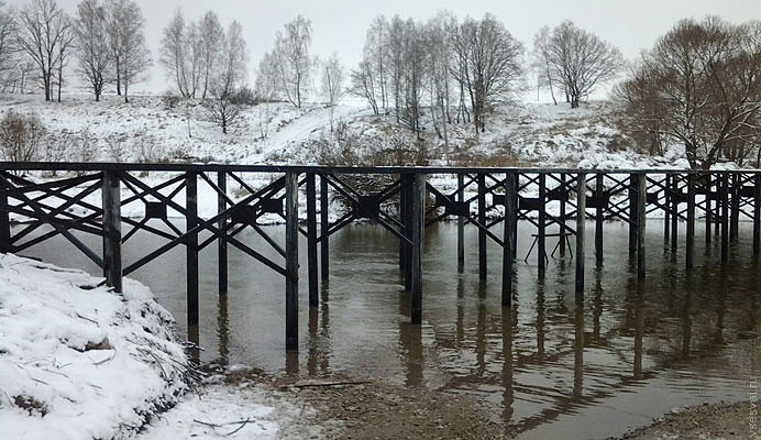 Свайные мосты: надежное решение для преодоления водных преград в Усть-куте от 56348 руб